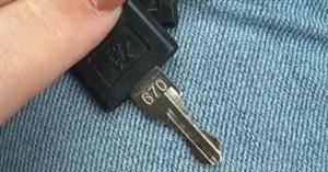 KEY - GUSHENG - GUSHENG / LAUDON / NTP / ONNAIS / SELEC / SISSINDA / SILVERLINE / SWANCROWN / SWANSEA / WB / WEIBO / XIAOBOSHI (INSTACODE / CUT SHEET) | DOUBLE SIDED CUT KEY more images