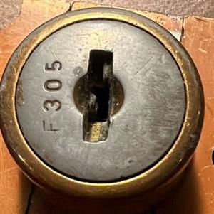 Illinois Lock F305 Replacement Key | Easykeys.com