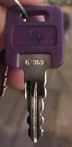 CH751-BRASS ONLY 1 Global Link PURPLE Plastic Head RV Key Code Cut G301-G350 