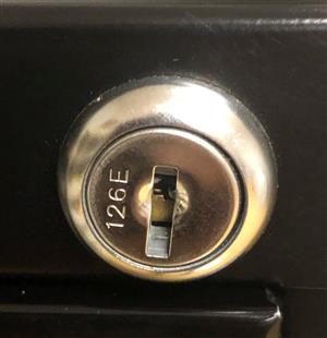 2 HON File Cabinet keys 201E-225E Keys Made By Locksmith With Key Tag