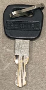 KEY - READING - BAUER / JOBCO / BETTER BUILT / DEFLECTA SHIELD / EBERHARD / KNAPHEIDE / SNUGTOP / STAHL / POP&LOCK / ADRIAN STEEL (GCODE / CODES ONLINE) | TOOLBOX / TRUCK CAP | NOT COMPATIBLE WITH CRESCENT JOBOX TOOL BOXES | DOUBLE-SIDED CUT KEY more images