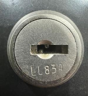 KEY - COMPX CHICAGO - CHICAGO / DEVON / INVINCIBLE / ALMA (GCODE) | FURNITURE LOCKS more images