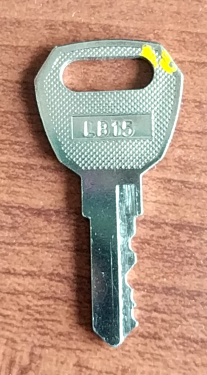 P/LB46 Details about    2 Free Ship/Track Reese / TowSmart Hitch Keys from Key Code P/LB01 