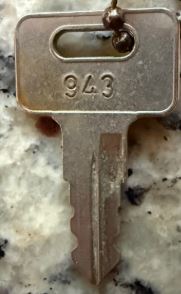 STOCKED OEM KEY - SOUTHCO - SERIES: 902 - 948 more images