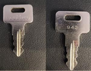 STOCKED OEM KEY - SOUTHCO - SERIES: 902 - 948 more images