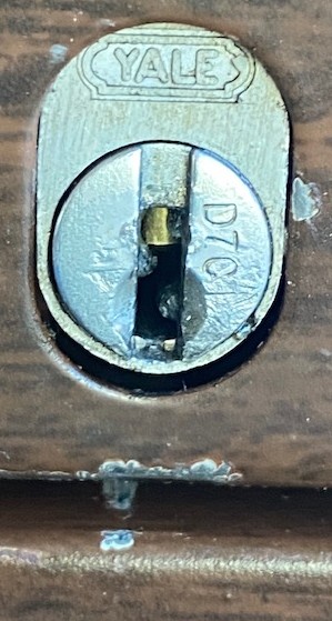 Yale D7C1 Lock Key